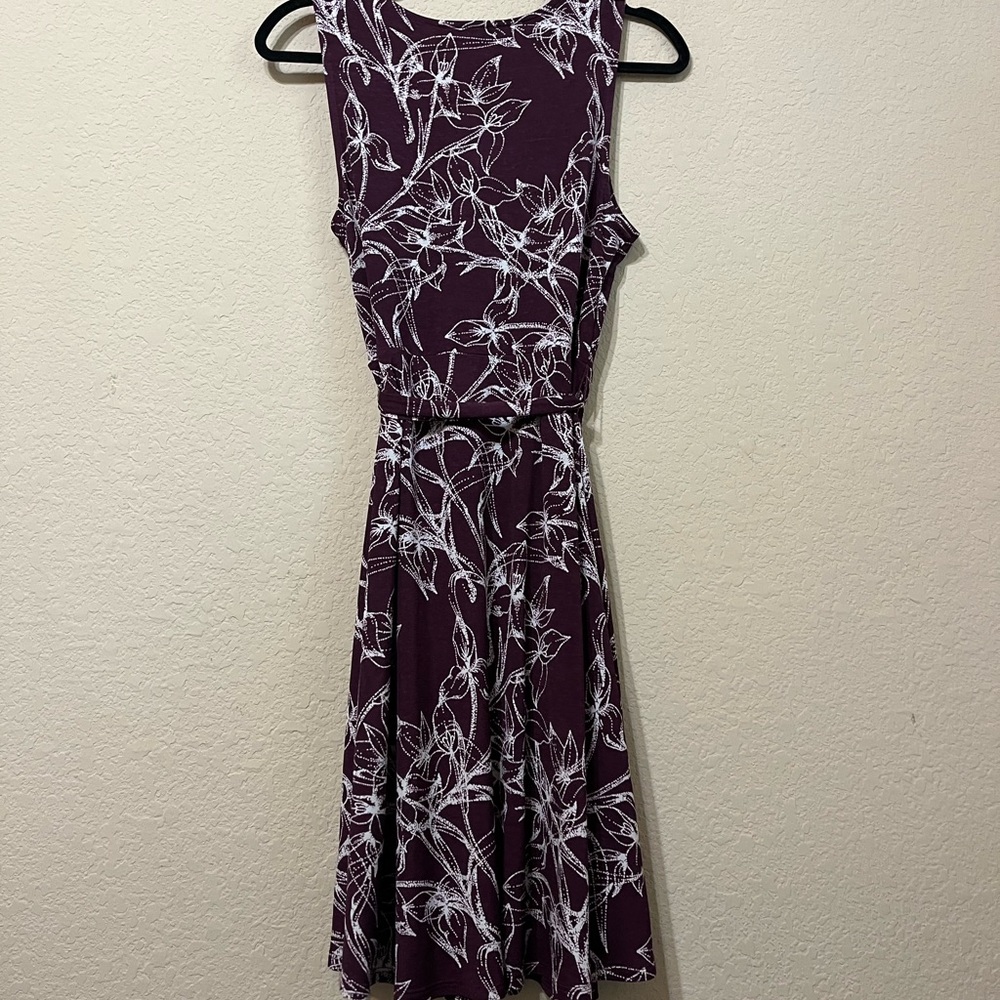 41 Hawthorn Kassidy Faux Wrap Dress EUC medium plum - Picture 8 of 8
